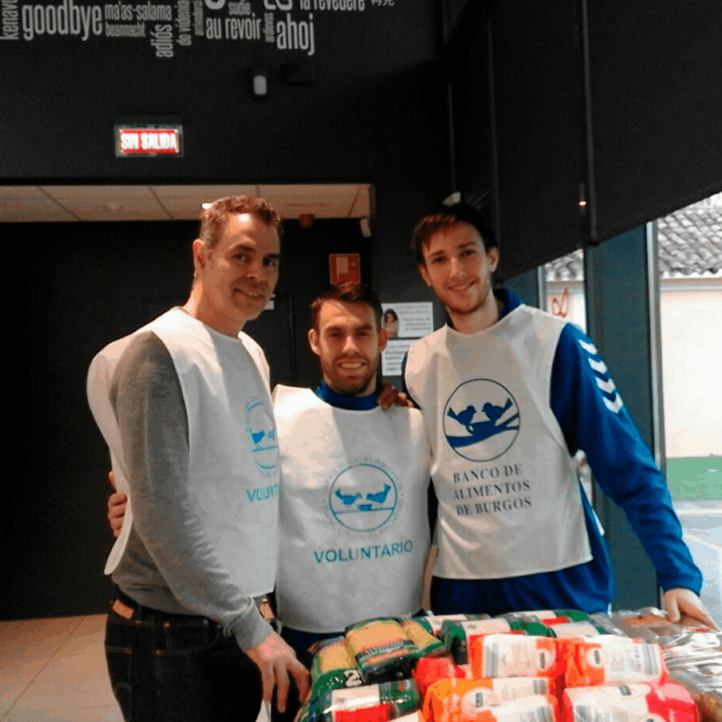 plantilla_0002_2016nov_Banco-de-Alimentos-en-LaGranRecogida-desde-el-Lidl-min