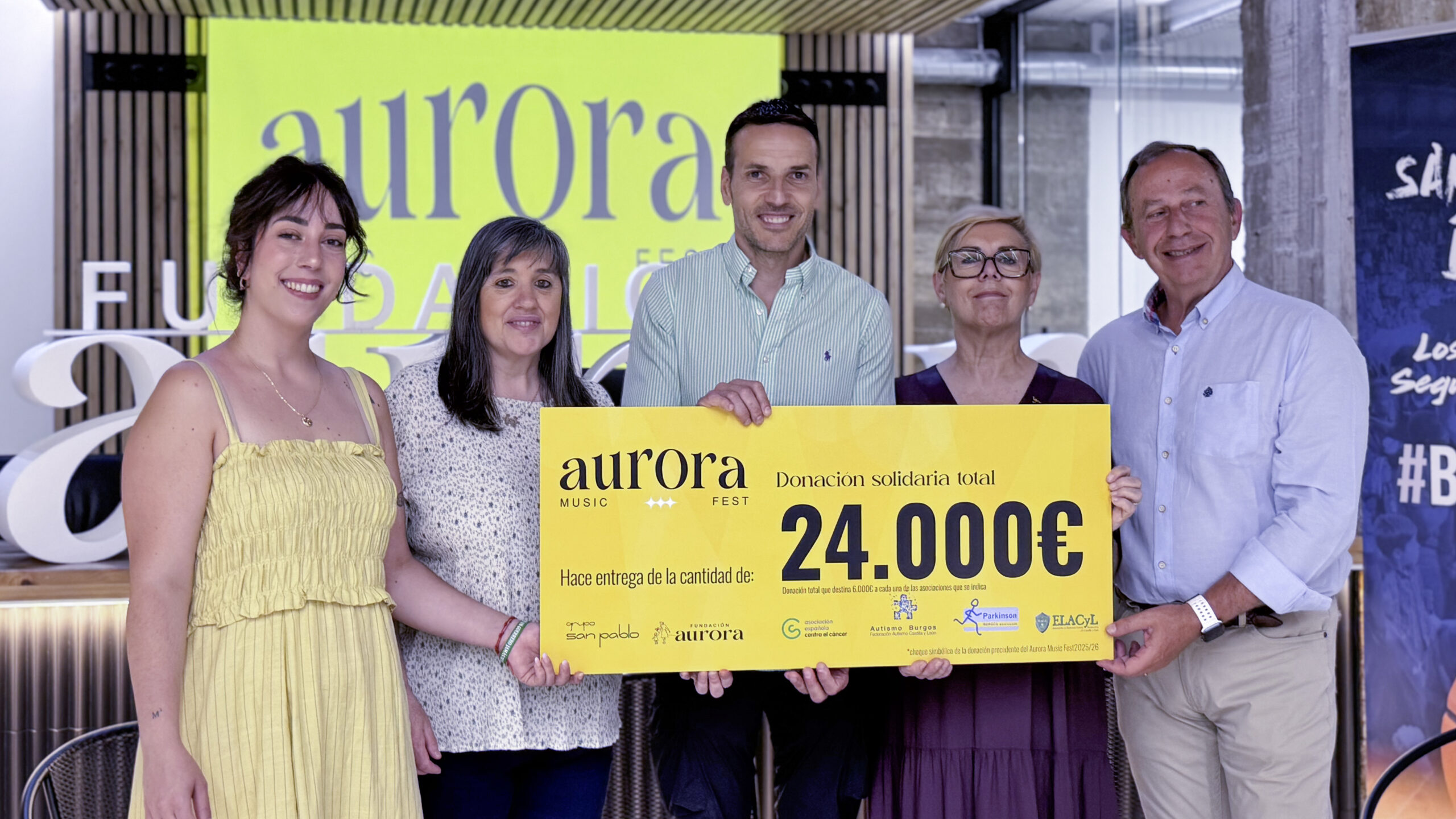 Entrega del cheque del festival a las cuatro asociaciones